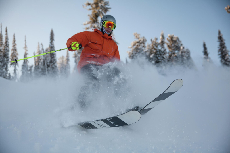 Горнолыжные курорты России 2025-2026: рейтинг лучших с ценами