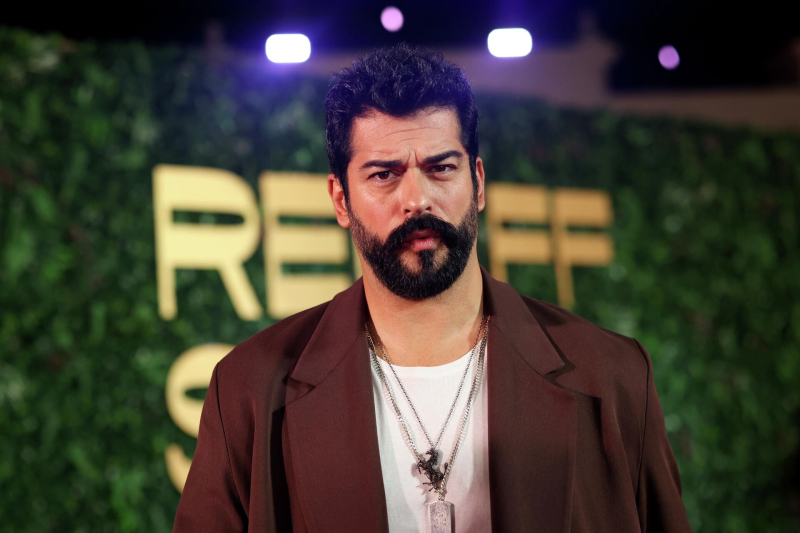 Их отговаривали, но они не послушали. Артисты, которые влюбились в Россию