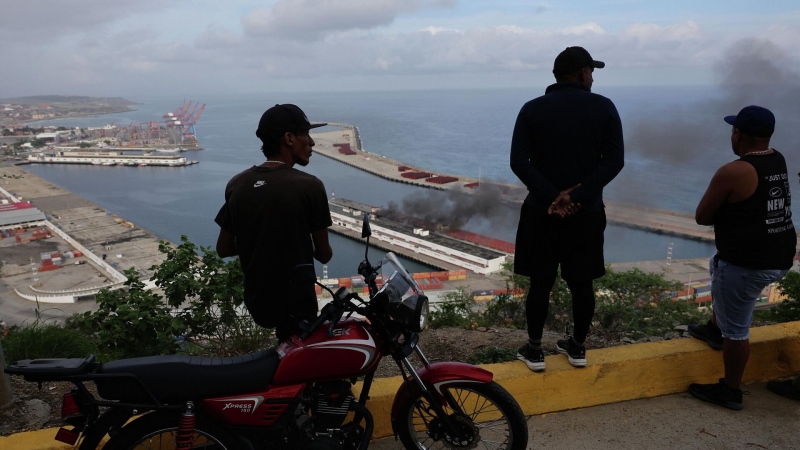 Китай резко осудил атаку США на Венесуэлу