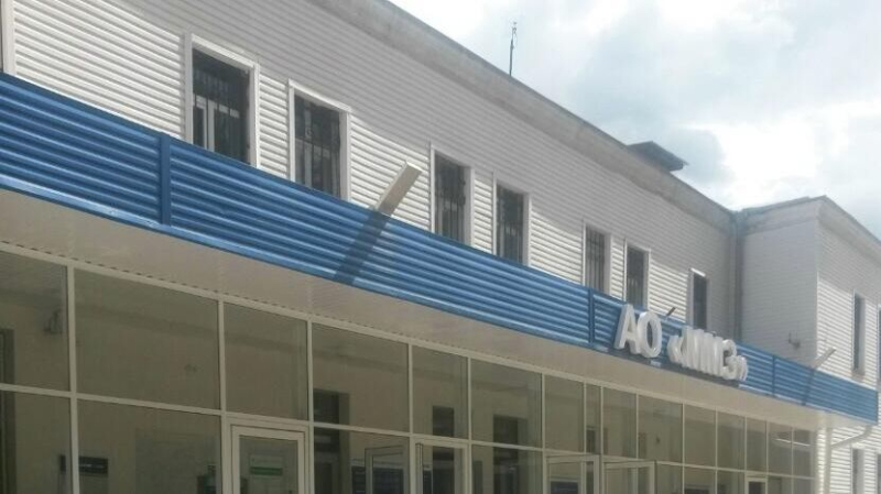 Корпус оборонного завода-банкрота "Роскосмоса" выставили на торги