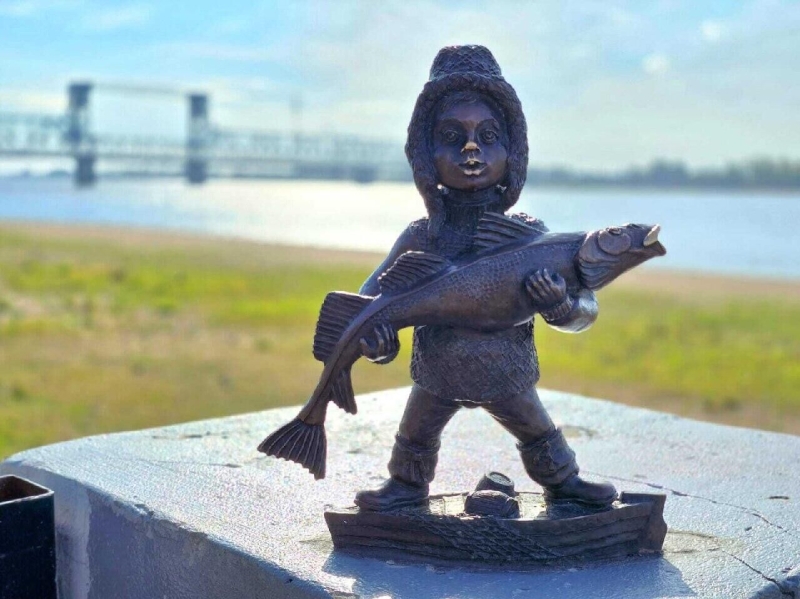 Квест по талисманам: самые необычные мини-скульптуры России