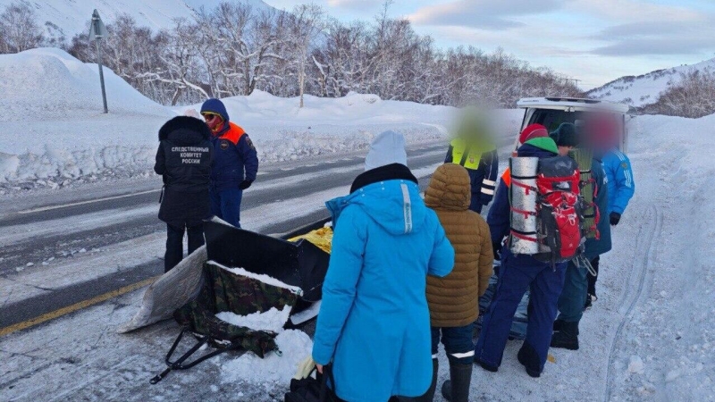 На Камчатке мужчина погиб во время катания на снегоходе