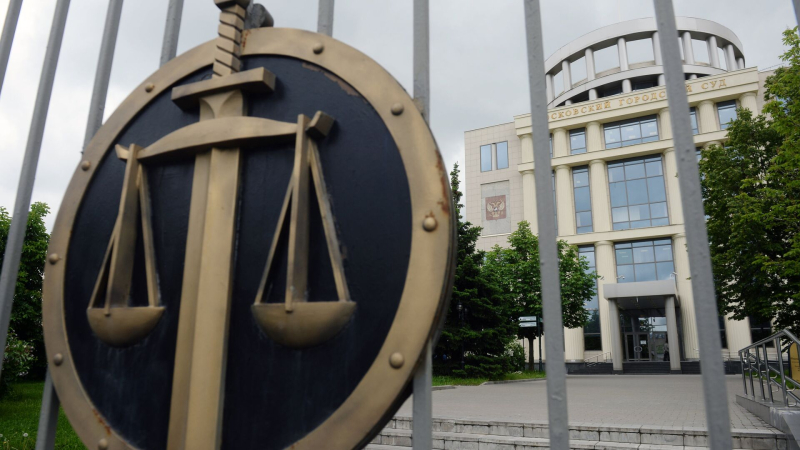 На москвича составили 45 протоколов за запрещенную символику