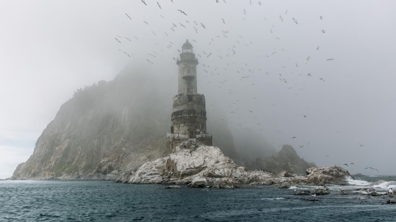 На Сахалин и Курилах объявили экстренное предупреждение из-за циклона