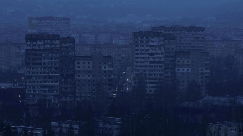 "Наплыв туристов". СМИ узнали, куда подались украинцы во время блэкаутов