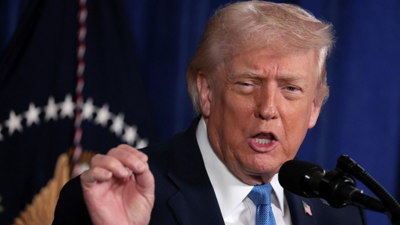 "Никаких игр": Белый дом опубликовал нецензурный постер с Трампом