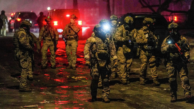 Опрос показал отношение американцев к ICE после убийства протестующей