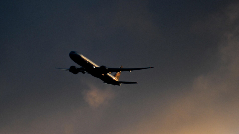 Оренбургский аэропорт вручную регистрирует пассажиров из-за сбоя