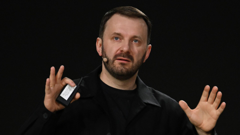 Орешкин назвал искусственный интеллект хайповой темой