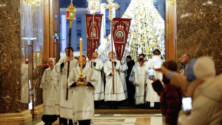 Патриарх Кирилл поздравил с Рождеством глав древних восточных Церквей