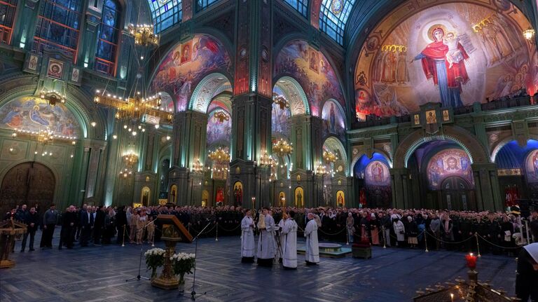 Патриарх Кирилл поздравил с Рождеством глав древних восточных Церквей