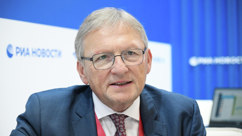 Подделка российской продукции говорит о том, что ее уважают, заявил Титов