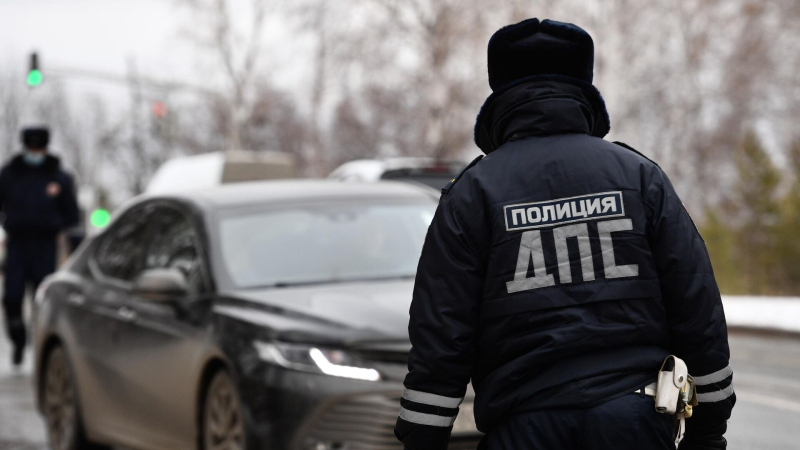 Полиция Петербурга нашла водителя автобуса, который спал за рулем