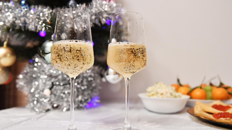 Роскачество прогнозирует рост доли отечественного игристого на рынке