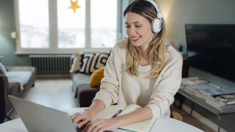 Роспотребнадзор назвал последствия недостаточной влажности в комнате зимой