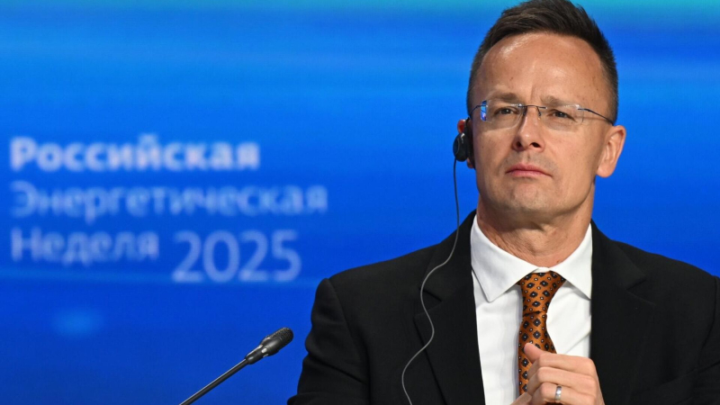 Сийярто поставил на место главу МИД Украины после выпада в адрес Орбана