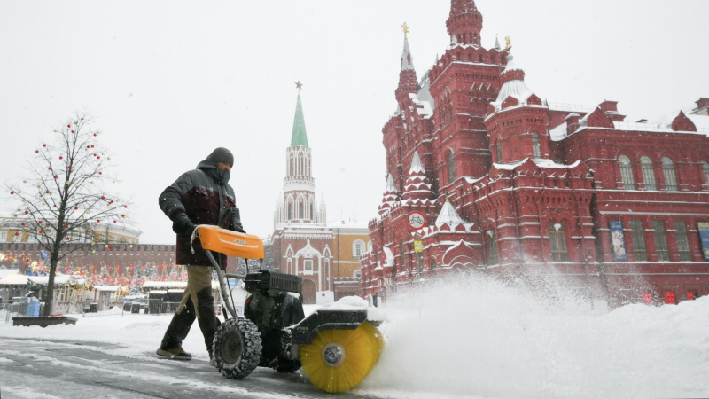Синоптик рассказал, когда в Москве закончатся снегопады