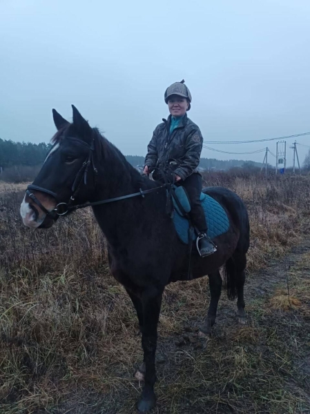 "Смеются и показывают пальцем". Как живут люди с неизлечимым заболеванием