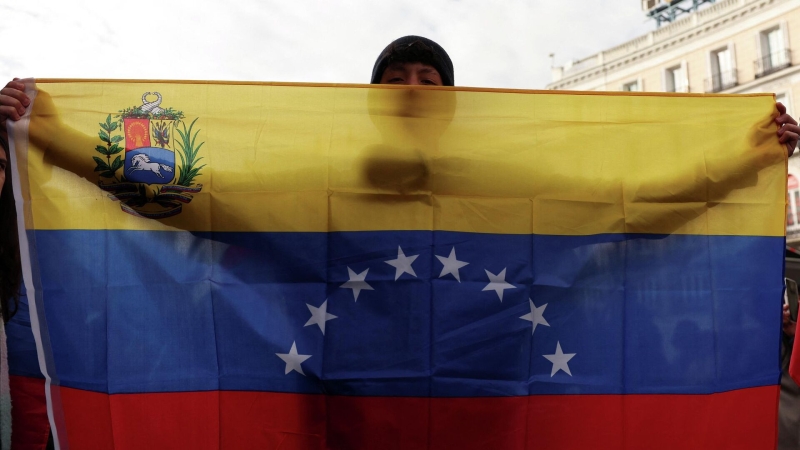 СМИ: экспорт нефти Венесуэлы парализован на фоне военной операции США