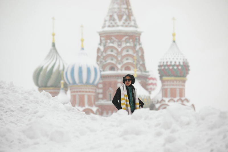 Снежный коллапс: как отстоять права при отмене рейса и не попасть в беду