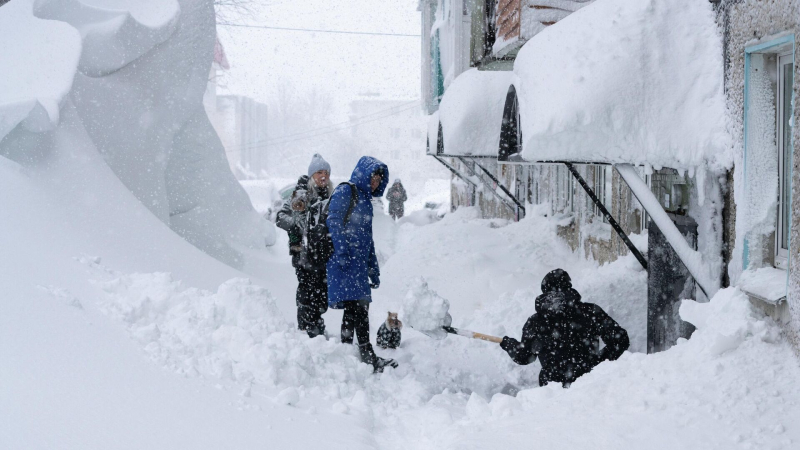 Солодов сообщил о расчистке 40% дворов от снега в Петропавловске-Камчатском