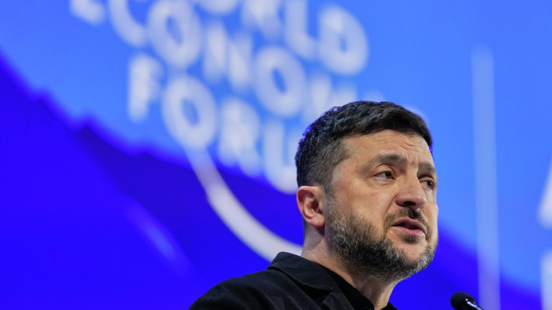 "Сотрут в порошок". В США предупредили Зеленского после речи в Давосе