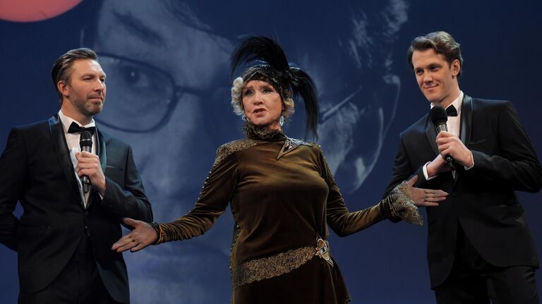 Спектакль, где играла Алентова, вывели из репертуара Театра Пушкина