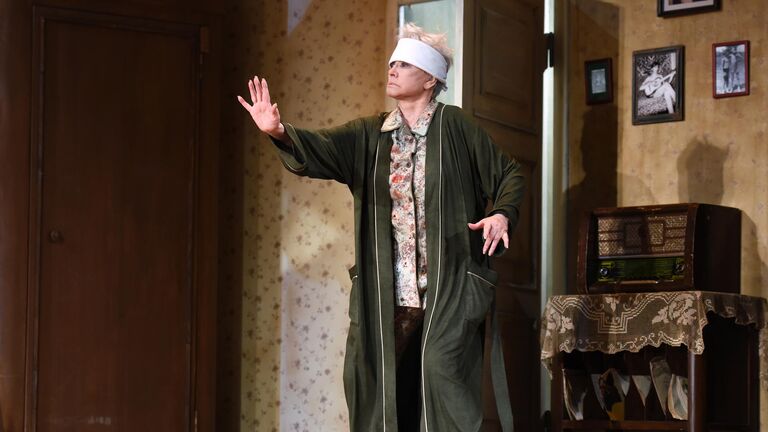 Спектакль, где играла Алентова, вывели из репертуара Театра Пушкина