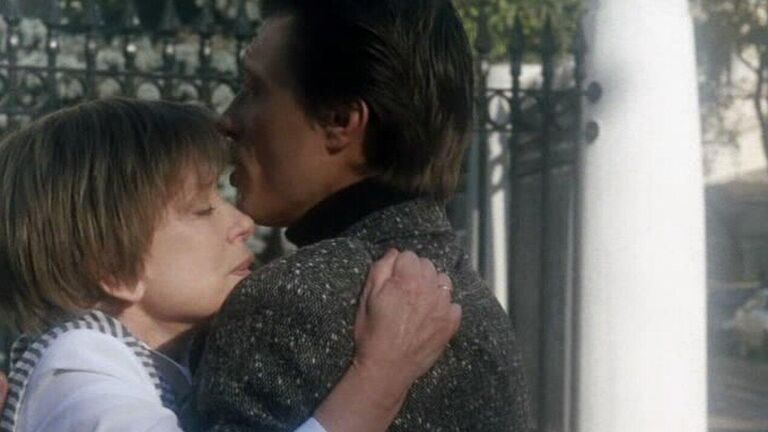 Спектакль, где играла Алентова, вывели из репертуара Театра Пушкина