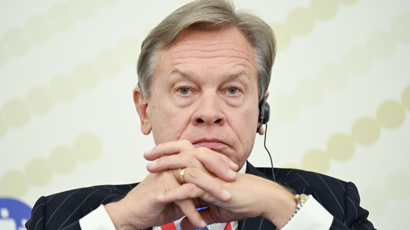 США вернулись к политике холодной войны в отношении Кубы, заявил Пушков