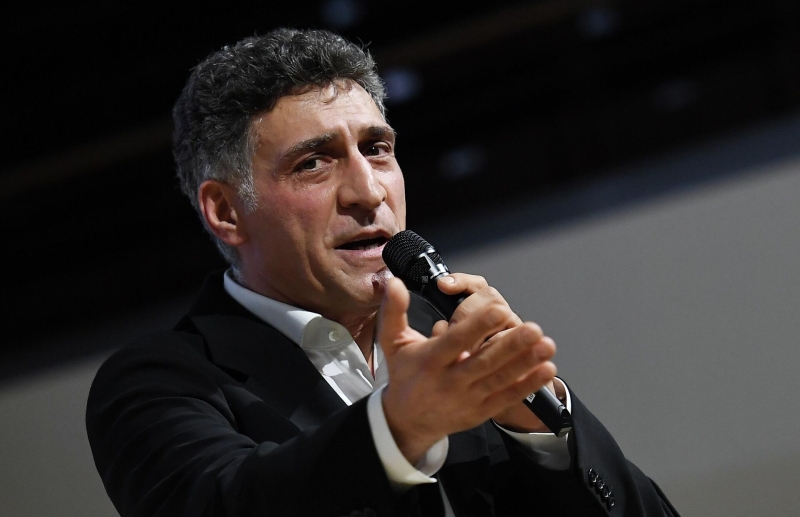 Стиль, сатира, ностальгия: как Тигран Кеосаян изменил кино и телевидение