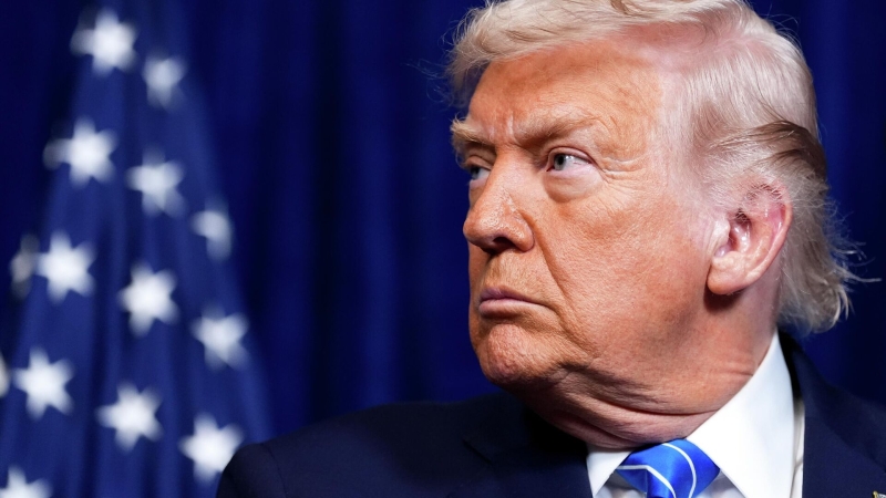 Трамп получил доклад о ситуации в Иране, пишут СМИ