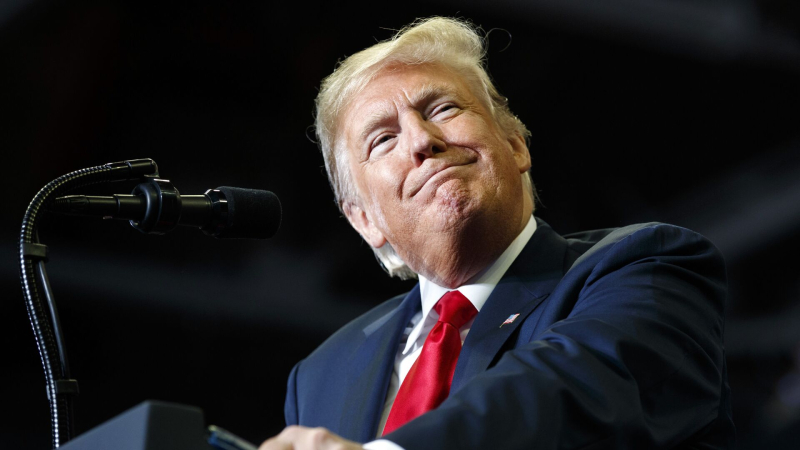 Трамп пригрозил Ирану армадой кораблей