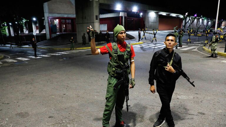 Трамп за месяц до атаки на Венесуэлу намекал на изменения, пишут СМИ