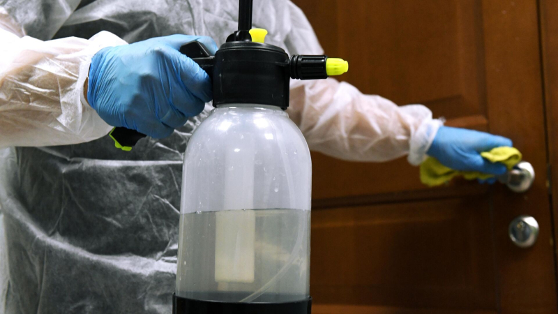 Туберкулез в школе в Петербурге выявили у мойщицы посуды