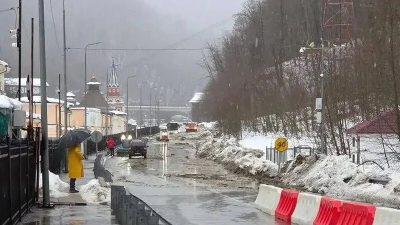 В горном кластере Сочи сошел сель