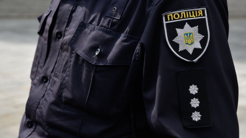 В Киеве задержали школьника, напавшего с ножом на учительницу