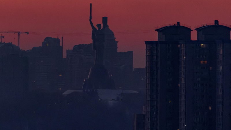 В Киеве жители перекрыли дорогу в знак протеста против отключения отопления