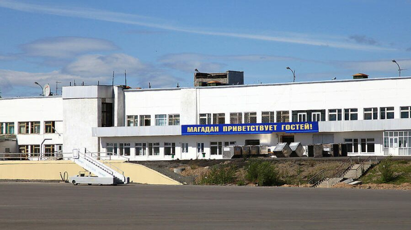 В Магадане самолет при попытке взлета выкатился за пределы ВПП