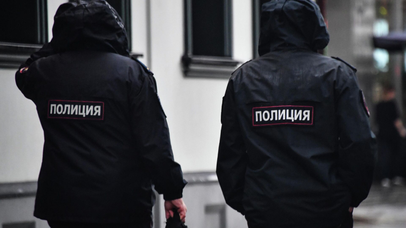 В Москве арестовали мужчину, рисовавшего маркером на стене в метро