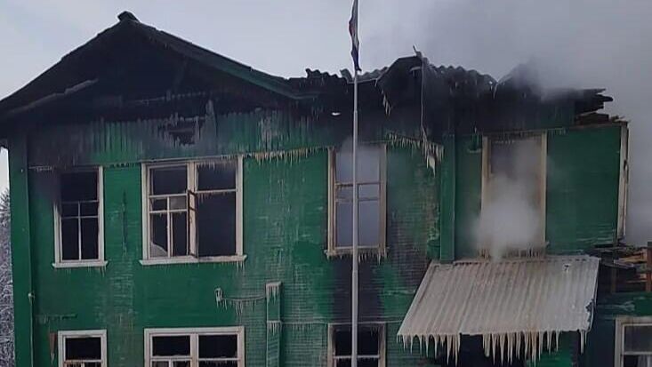 В Новгородской области завели дело после пожара в деревенской школе