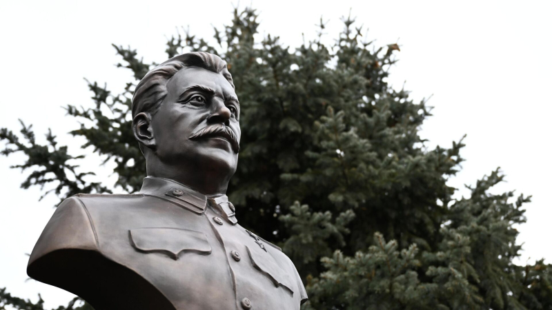 Вологодский губернатор рассказал об установке памятника Сталину