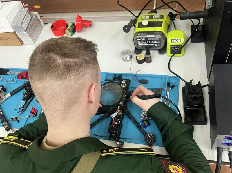 "Желающих уже очень много". Что придумали для будущих операторов БПЛА