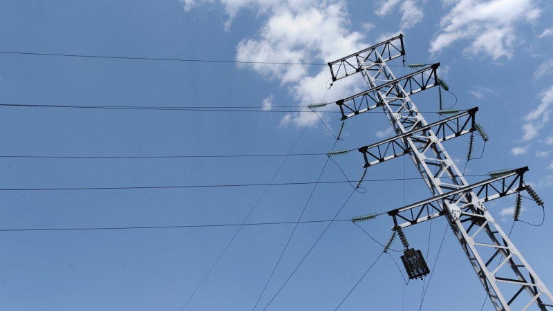 Жители села под Киевом перекрыли дорогу из-за отключенного света