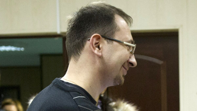 Адвоката Полозова* переобъявили в розыск