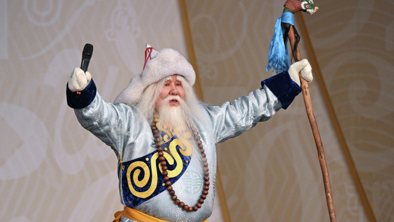 Бурятский Дед Мороз рассказал, как добиться мира во всем мире
