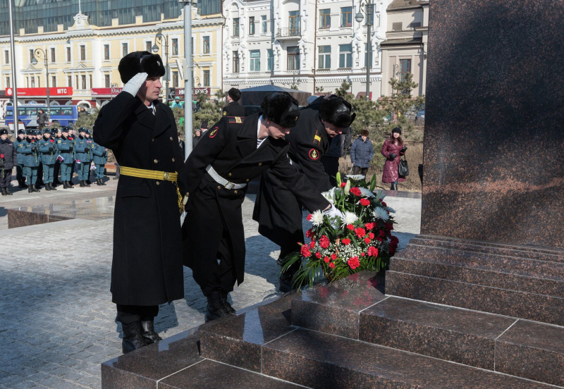 День защитника отечества &mdash; 23 февраля: история, традиции и смысл праздника