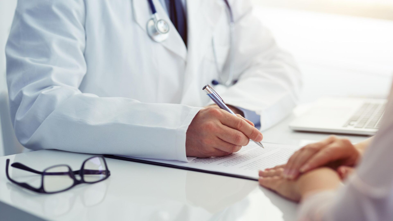 Диетолог рассказала, кому нельзя поститься