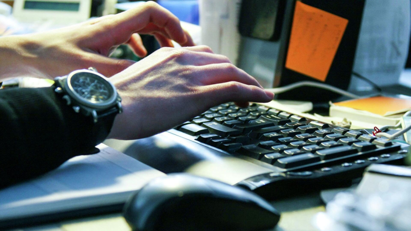 Эксперт рассказал о штрафах за холод в офисе