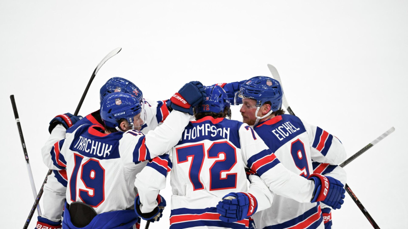 Глава ФБР Патель отпраздновал победу хоккейной сборной США на Олимпиаде